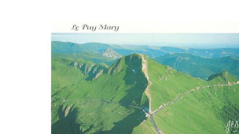 Vacances Au Pied Des Monts Du Cantal Laveissière Exterior foto